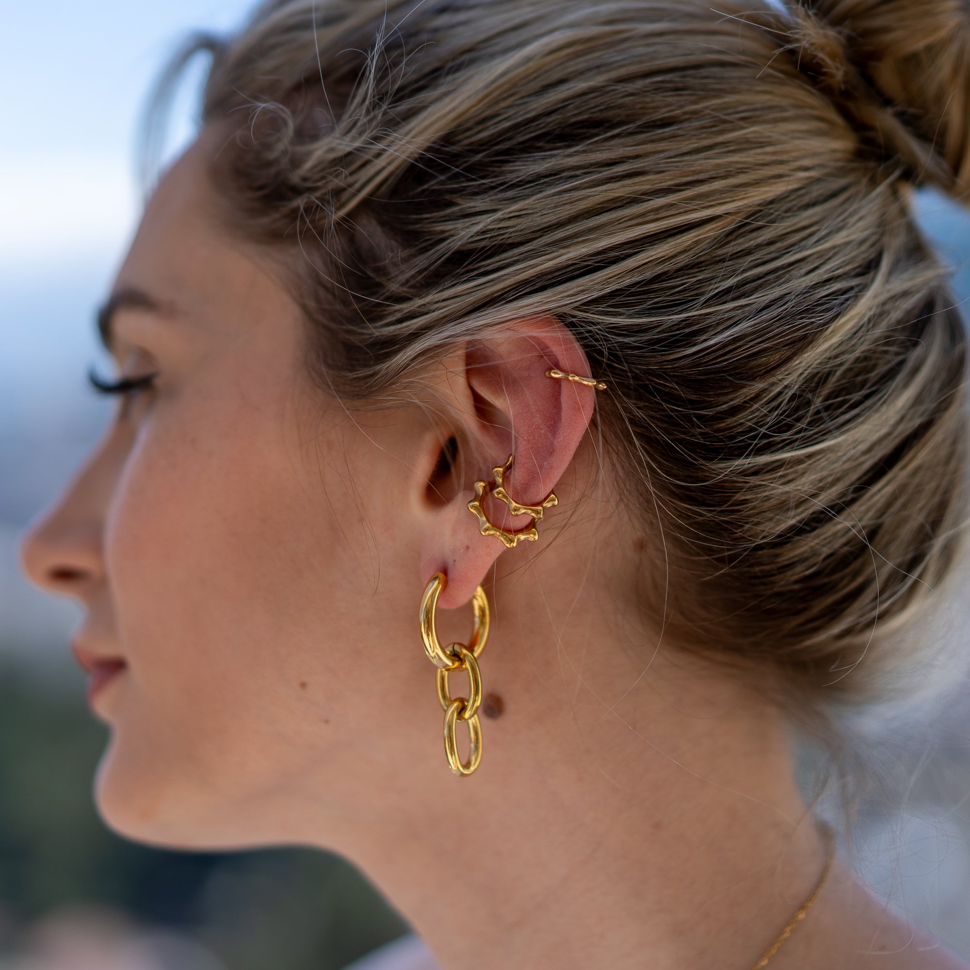 'Earcuffs': la irresistible tendencia de pendientes que se impone esta Primavera