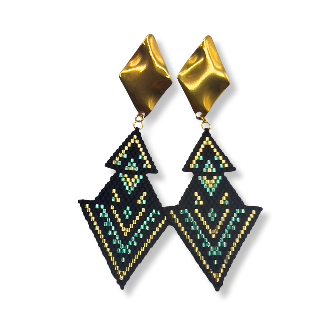 Aros Miyuki Diosa Maya Negro Bañados en oro 18k
